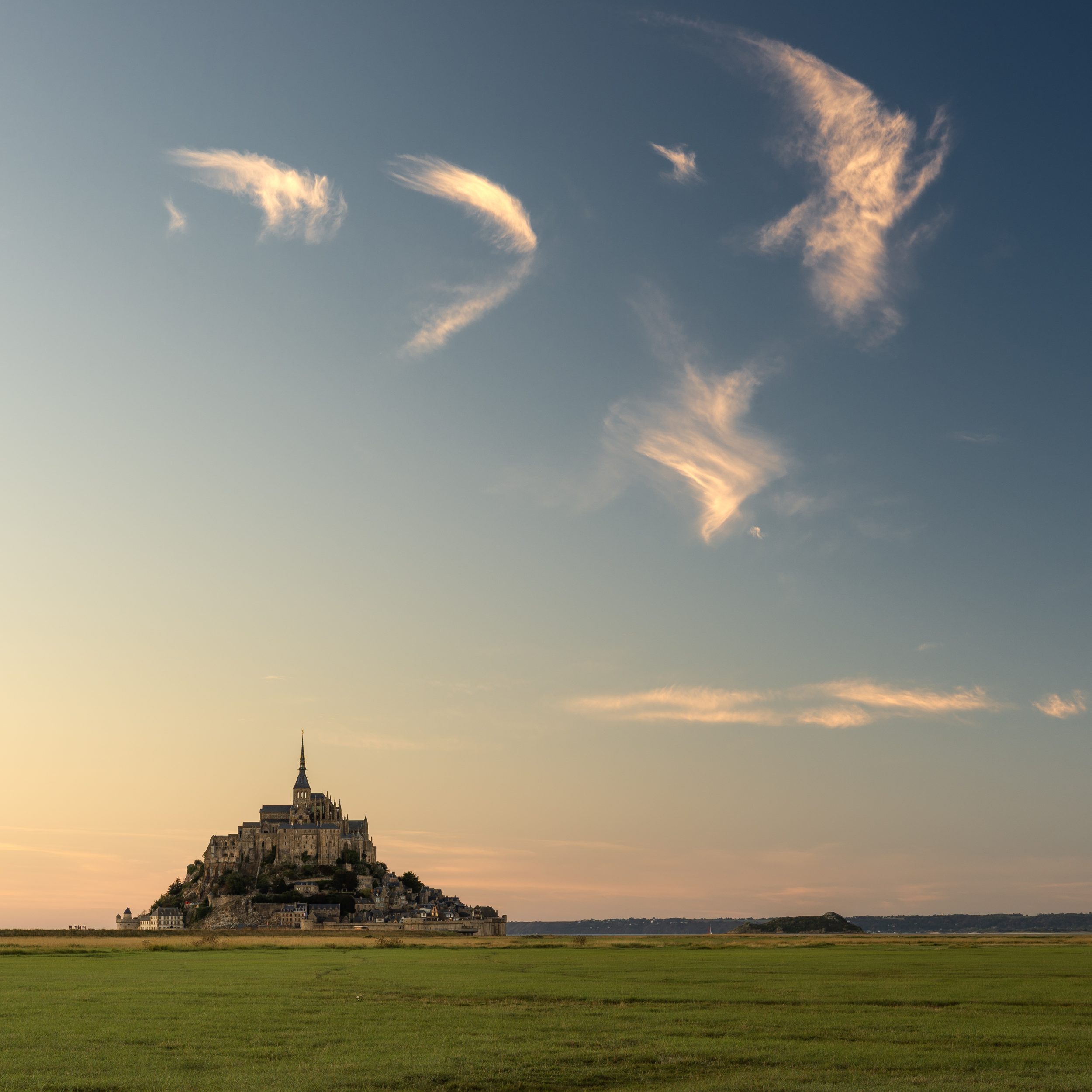 Dancing Clouds